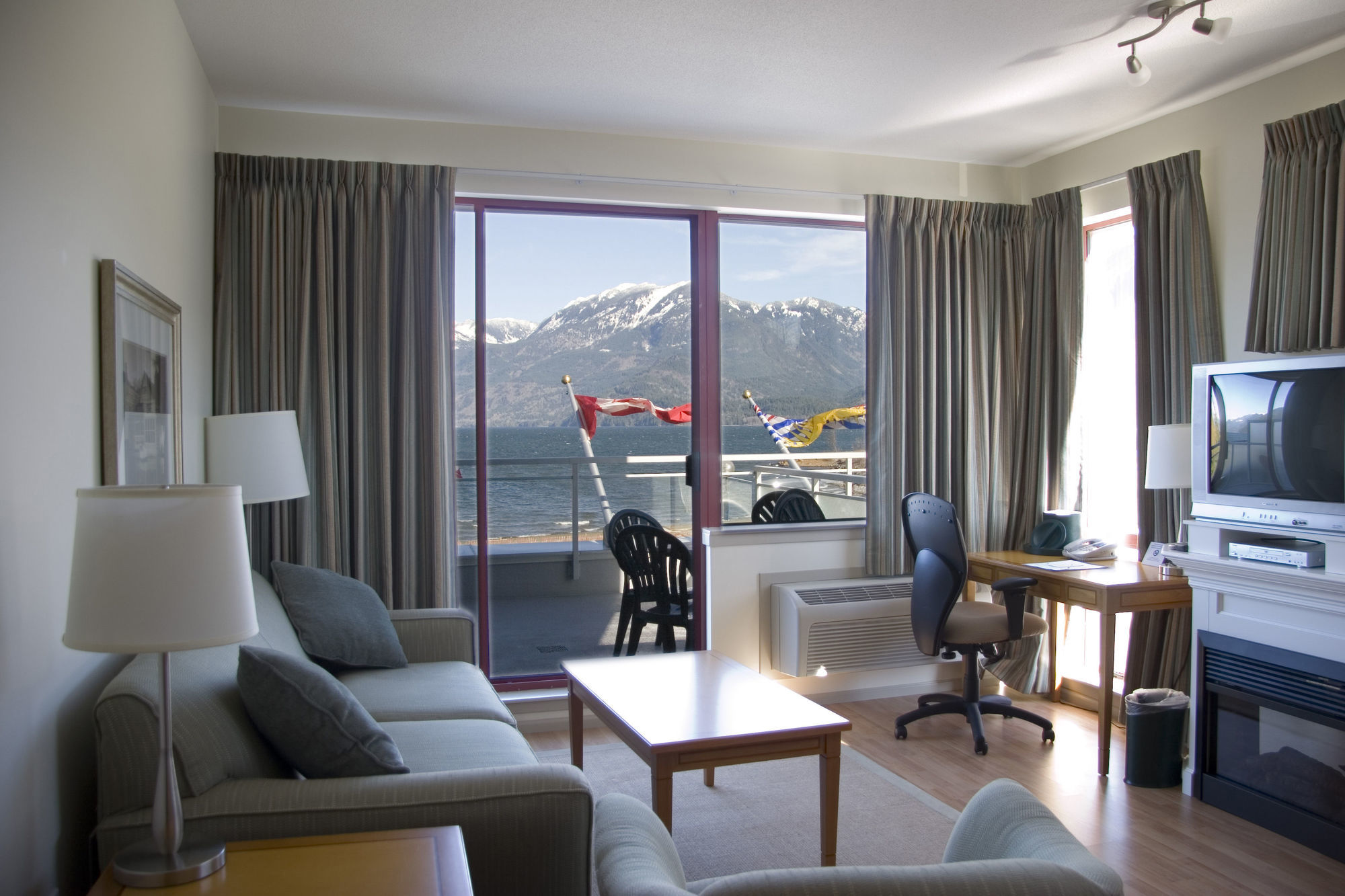 Harrison Beach Hotel Harrison Hot Springs Bilik gambar